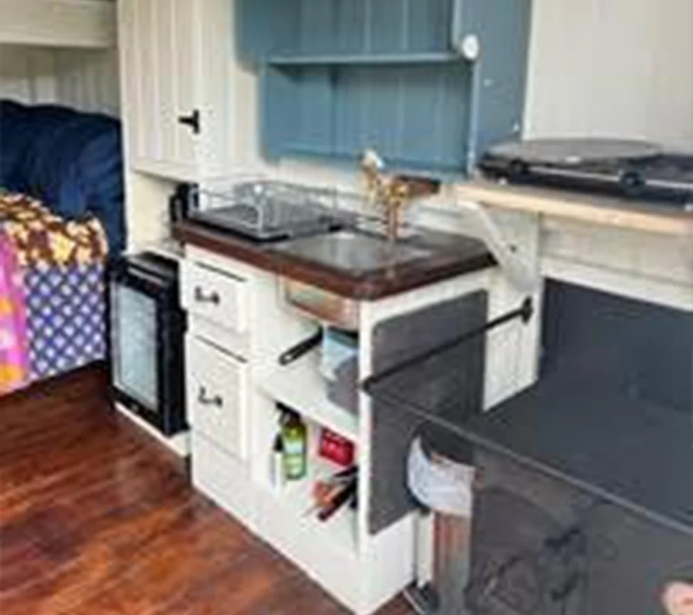 TREE Shepherds Hut 3